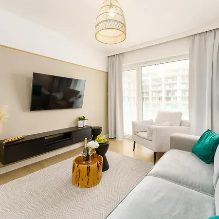 Polanki Aqua Familly Premium Baseny, Wellness, Blisko Morza アパート *